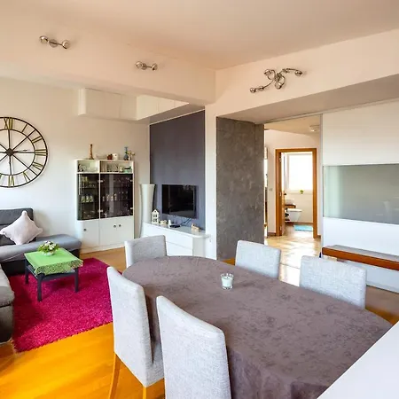 Luxe Beach Collection Apartment Split